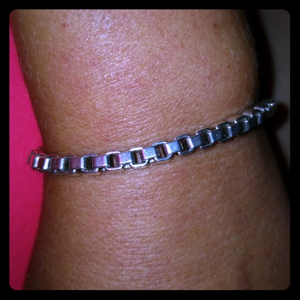 Tiffany's genuine Box bracelet?